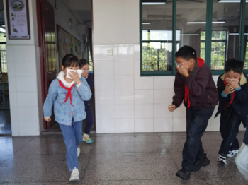 消防安全强把关 演练防患于未燃——吴中区莫厘实验小学幼山校区119消防演练活动